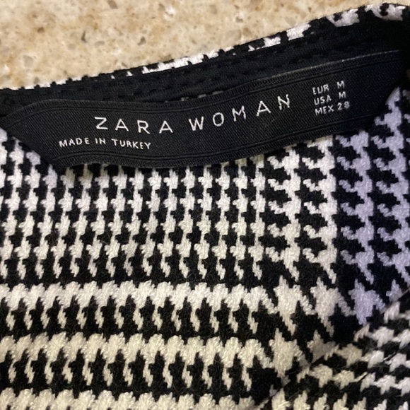 ZARA Women’s Black & White Hounds Tooth Blouse with Lace Trim Size Medium - Picture 6 of 8